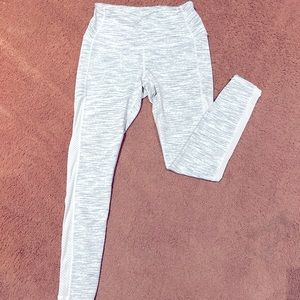 White and gray breatheable leggings